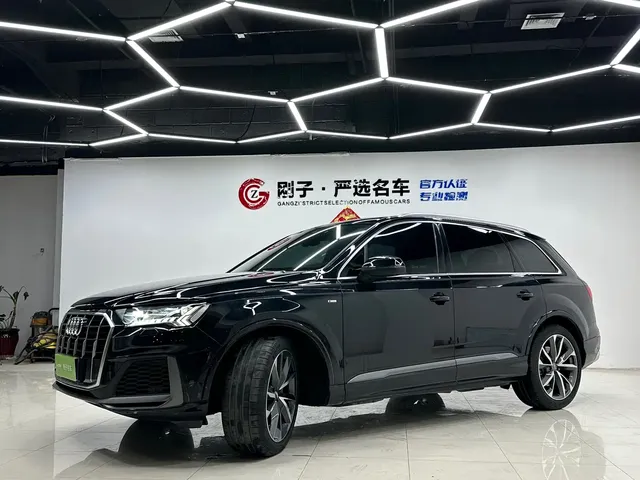 Audi Q7 2020 55 TFSI quattro S line Sport