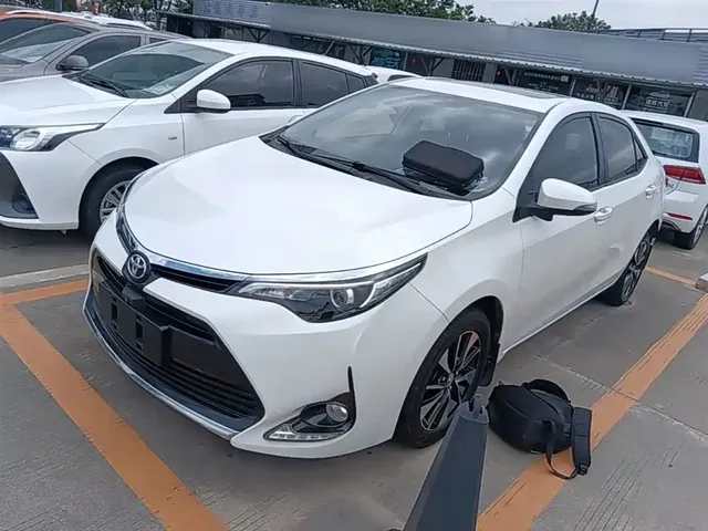 Toyota Levin 2018 185T CVT Premium Edition China V