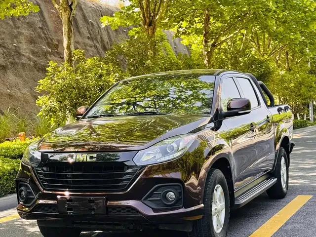 Jiangling Baodian 2020 Model 2.5T Diesel 2WD Premium Standard Wheelbase JX4D25A6L