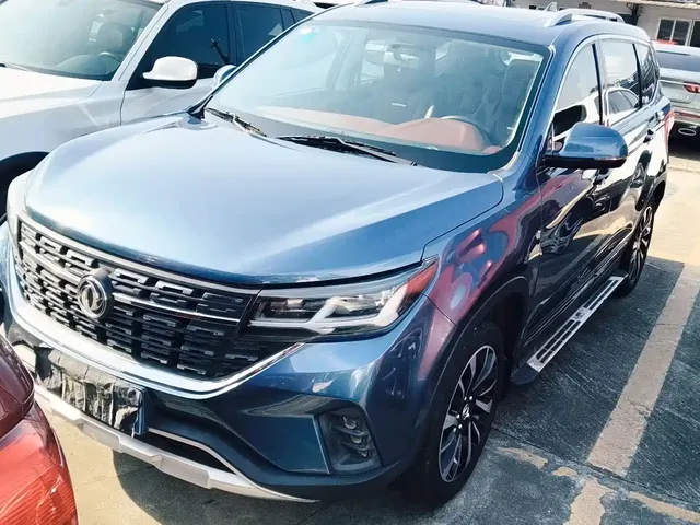Dongfeng Fengxing T5 2018 230T CVT Smart Joy Type