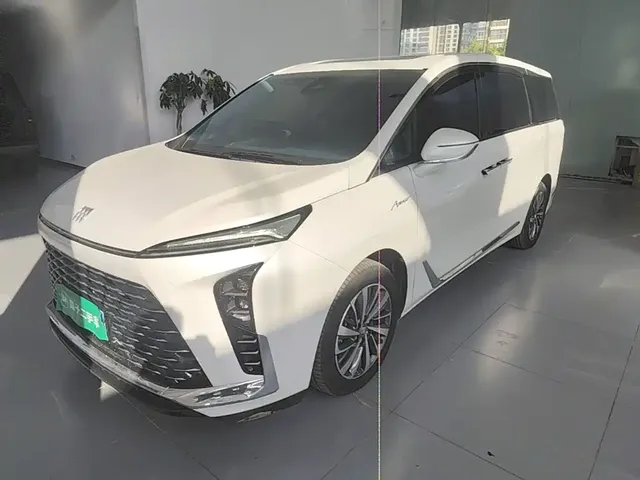 Buick GL8 2026 Luzun Premium Edition