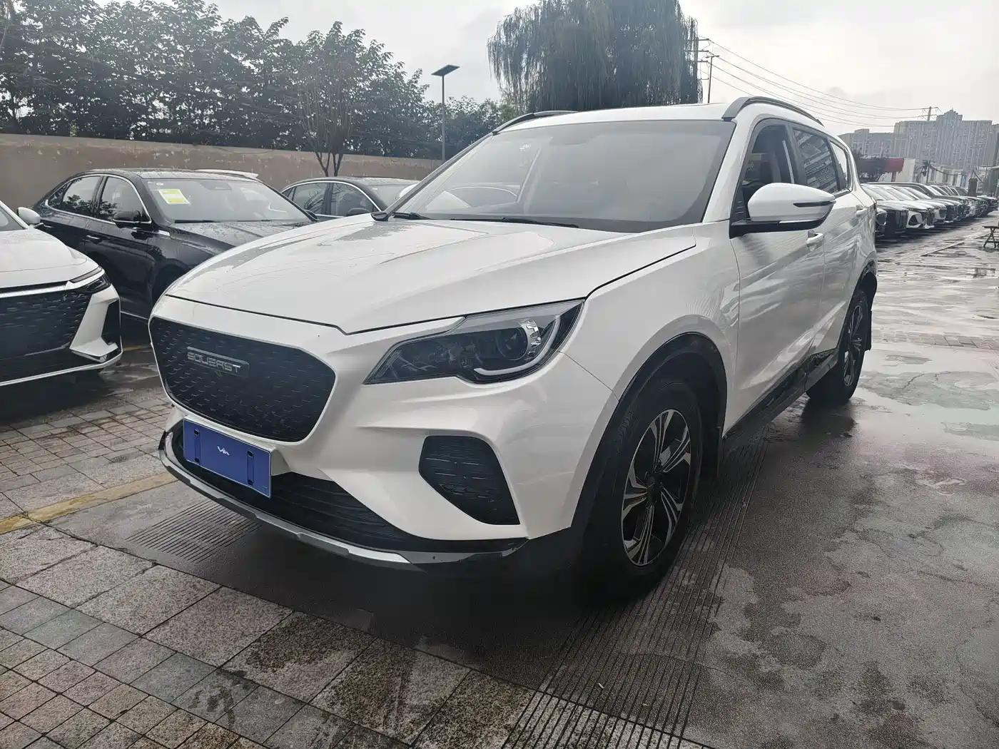 Soueast DX8S 2022 1.5T DCT Gulf Edition 7-Seater