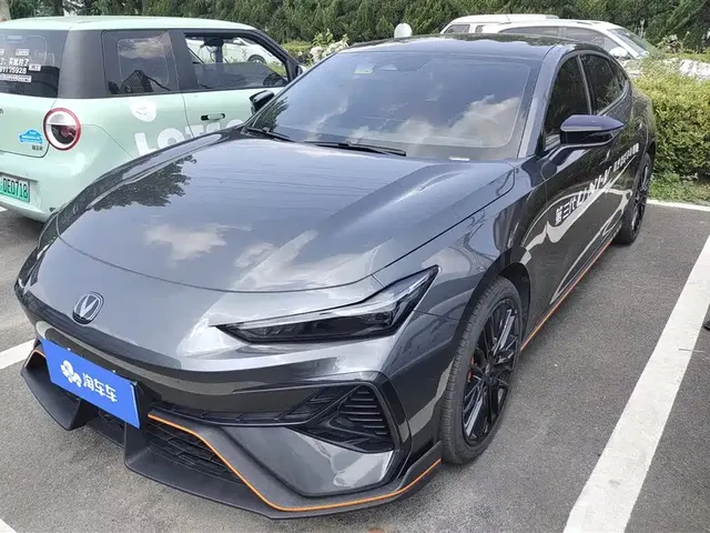 Changan UNI-V 2025 2.0T Sport Version