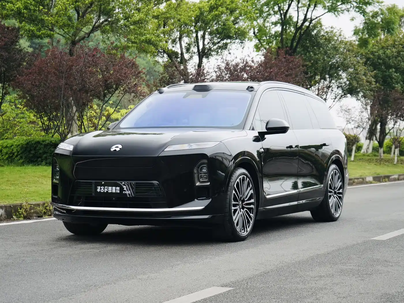 NIO ES8 2025 Base Model