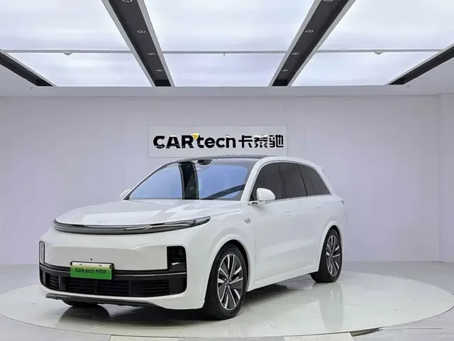 Li Auto Li L8 2025 Max Smart Renewal Edition