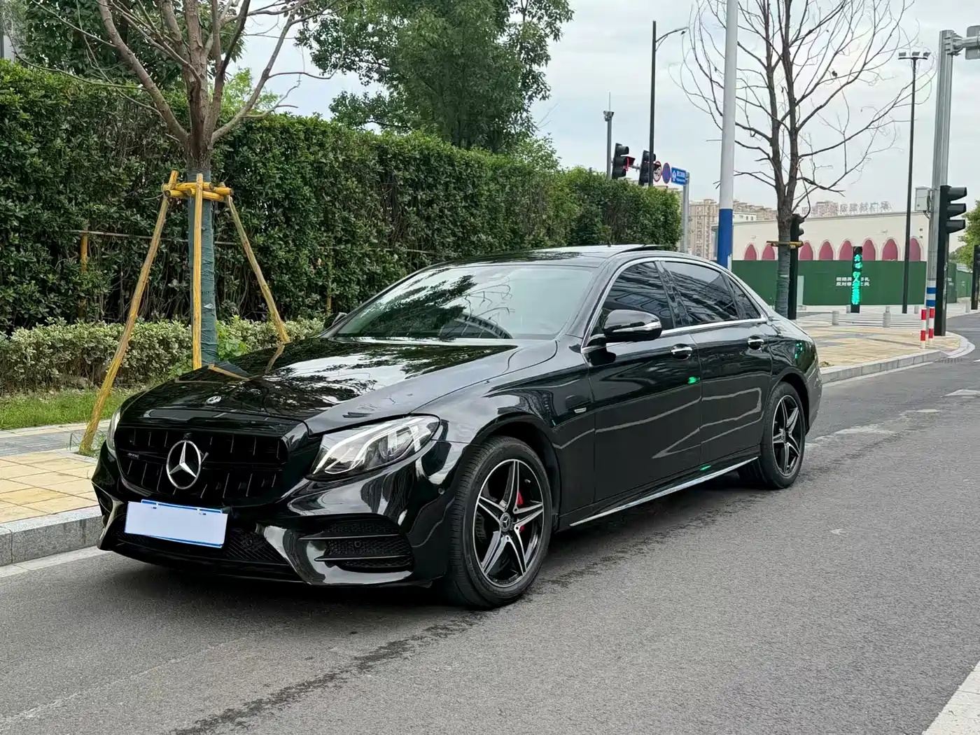 Mercedes-Benz E-Class 2020 E 300 L Luxury Model