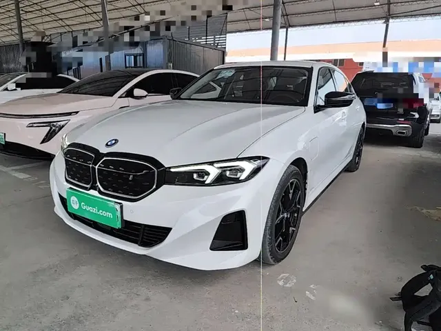 BMW i3 2023 eDrive 40 L Shadowline Package