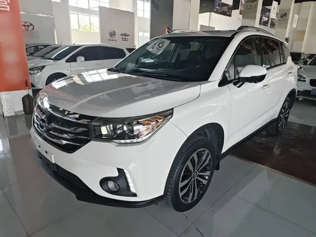 GAC Trumpchi GS4 2017 235T Automatic 2WD Luxury Smart Connected Edition