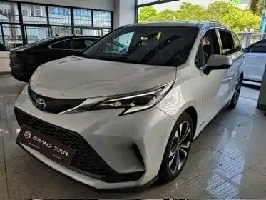 Toyota Granvia 2022 2.5L Hybrid Noble Edition