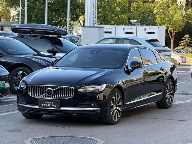 Volvo S90 2024 B5 Excellence Luxury Edition