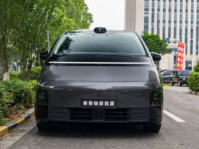 Li Auto MEGA 2024 Ultra