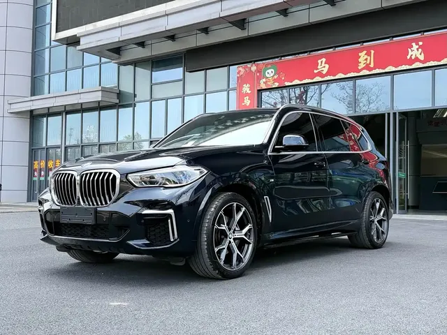BMW X5 2022 Facelift xDrive 40Li M Sport Package