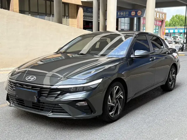 Hyundai Elantra 2023 1.5L CVT GLX Elite Edition