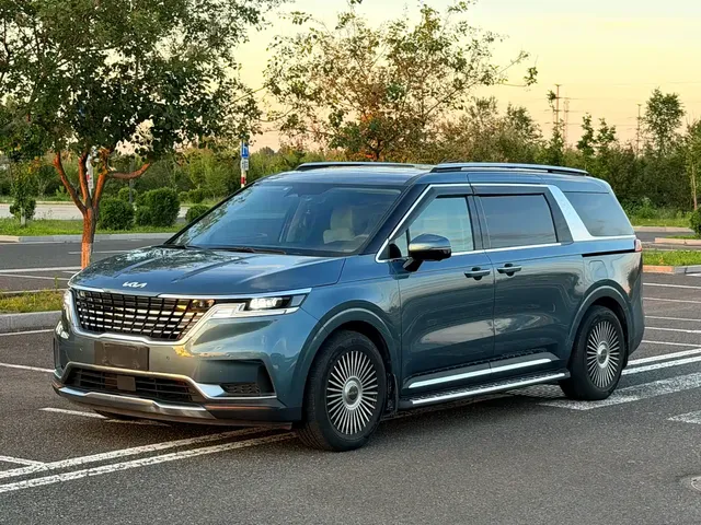 Kia Carnival 2021 2.0T Flagship Edition