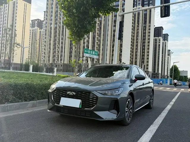 Chery Fengyun A8L 2025 1.5TGDI 145km Standard Type