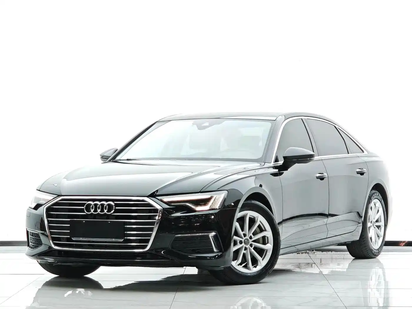 Audi A6L 2021 40 TFSI Luxury Sport