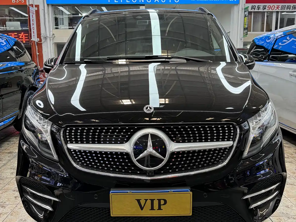 Mercedes-Benz V-Class 2022 V 260 L Long Wheelbase Luxury Edition