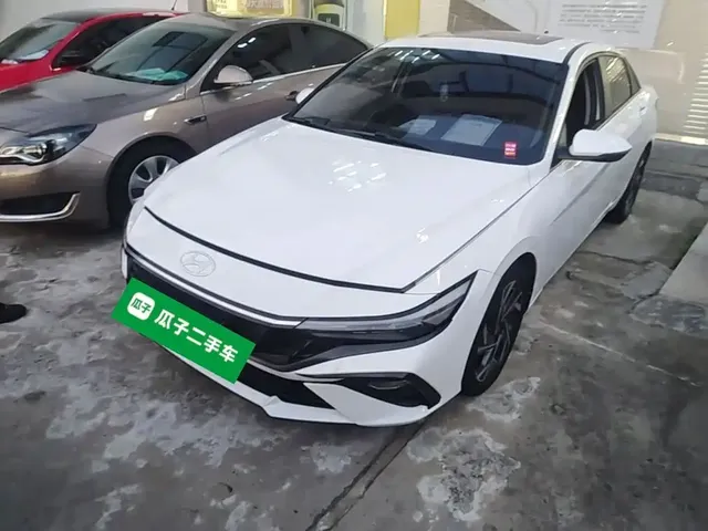 Hyundai Elantra 2023 1.5L CVT GLX Elite Edition