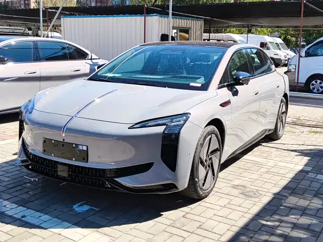 Hongqi EH7 2025 640 AWD Smart Selection Edition