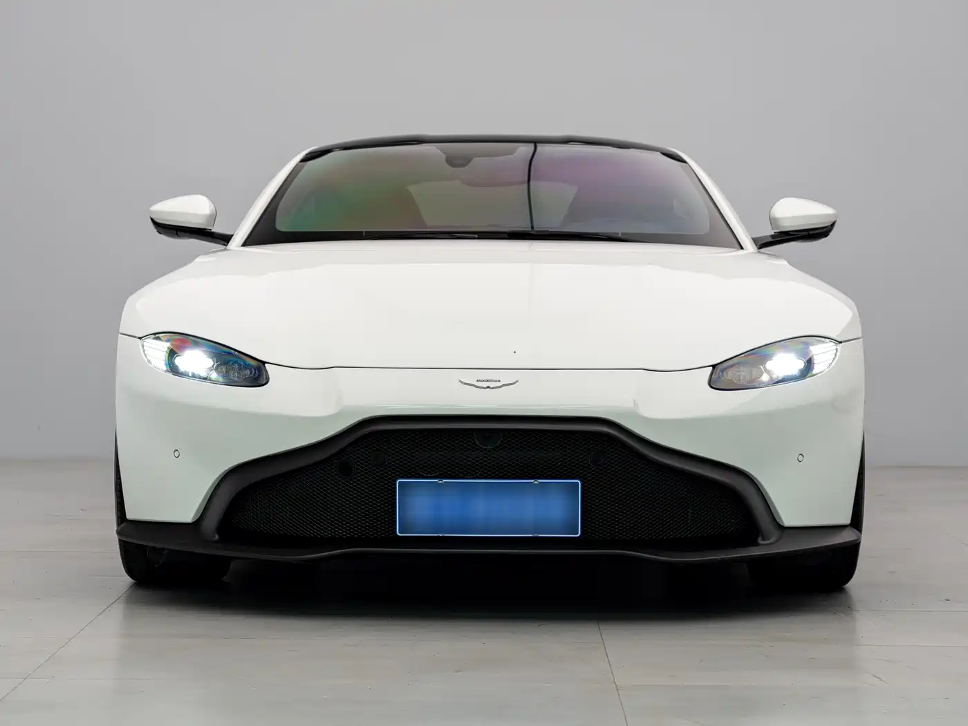 Aston Martin V8 Vantage 2022 4.0T V8 Coupe