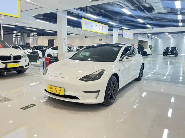Tesla Model 3 2020 Facelift Long Range Rear-Wheel Drive