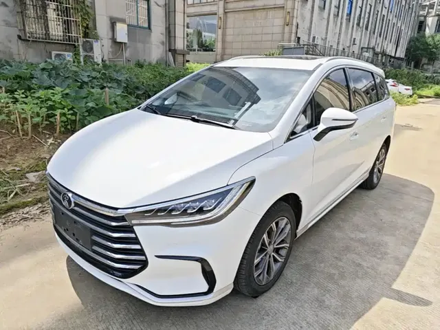BYD Song MAX 2021 Upgrade 1.5T Automatic Luxury Edition 6-Seater