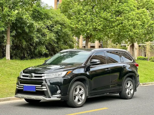 Toyota Highlander 2021 2.0T AWD Luxury 7-Seater