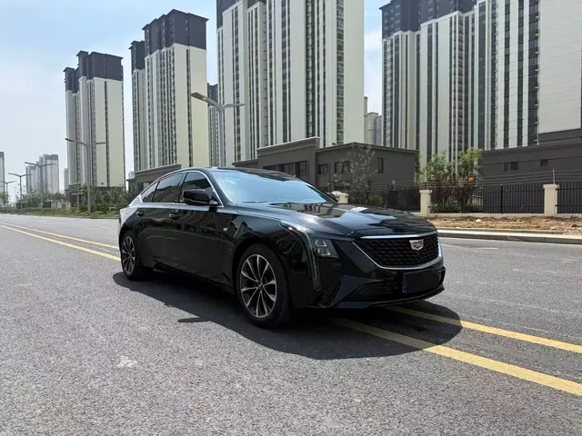 Cadillac CT5 2025 Model 28T Urban Sport Edition