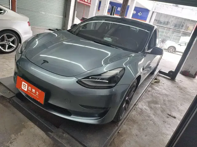 Tesla Model 3 2022 Performance High-Performance AWD