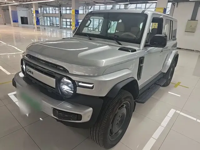 iCAR V23 2025 FWD Premium Model