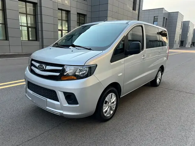 JAC Refine M3 2022 1.8L 7-Seater Standard