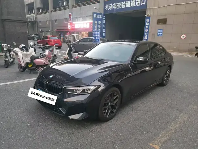 BMW 3 Series 2026 330Li M Sport Shadowline Package