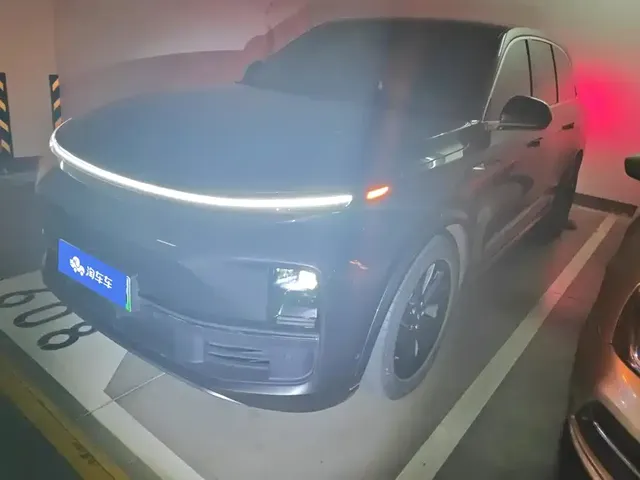 Li Auto Li L8 2023 Pro