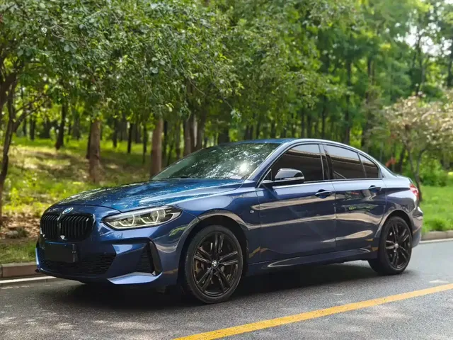 BMW 1 Series 2022 125i M Sport Shadow Edition