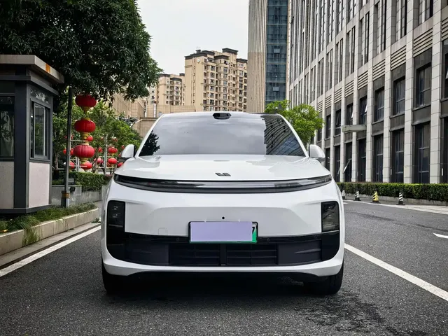 Li Auto L6 2025 Pro Smart Renewal Edition