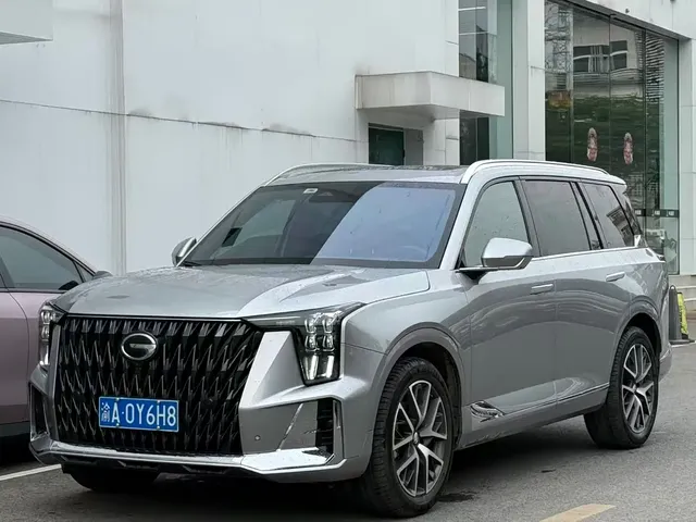 GAC Trumpchi GS8 2022 Pilot Series 2.0TGDI 4WD Luxury Smart Connect Edition (7-Seater)