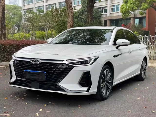 Chery Arrizo 8 2022 1.6T DCT Yi