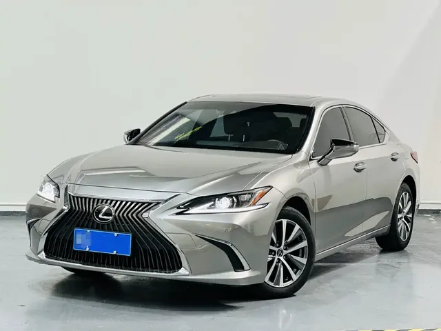 Lexus ES 2021 200 Excellence Edition