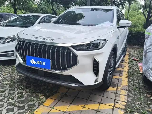 Jetour X70 PLUS 2025 Champion Edition 1.5T DCT Champion MAX 5-seater