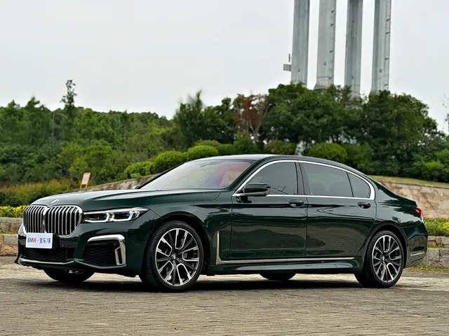 BMW 7 Series 2019 740Li Exclusive M Sport Package