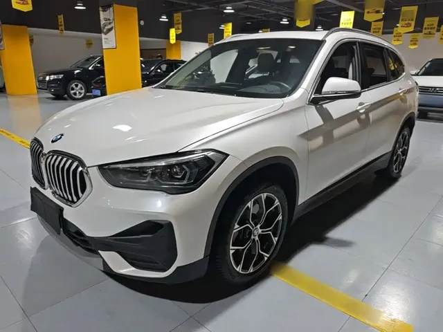 BMW X1 2022 sDrive25Li Leading