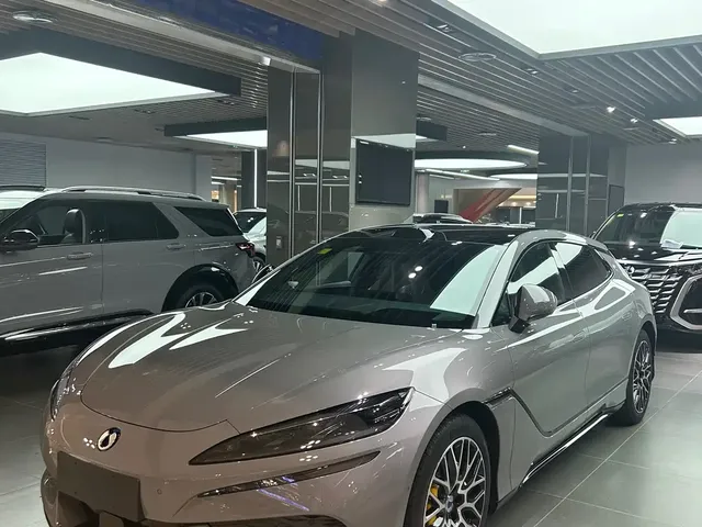 Denza Z9GT 2026 Model Flash Charge Honor Edition