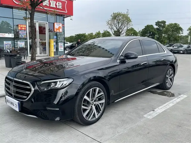 Mercedes-Benz E-Class 2024 E 300 L Fashion