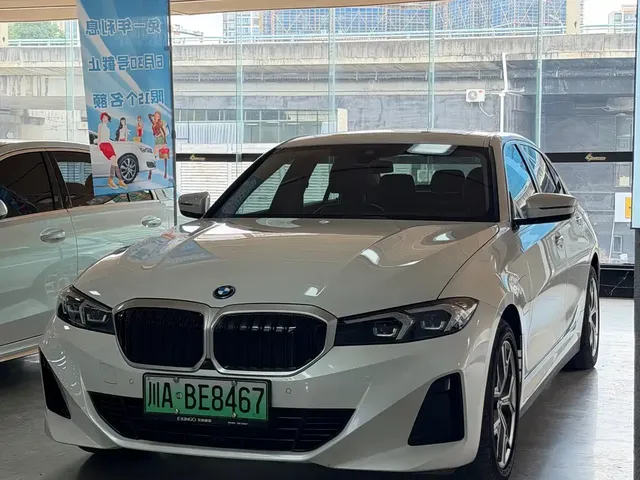 BMW i3 2024 eDrive 35 L