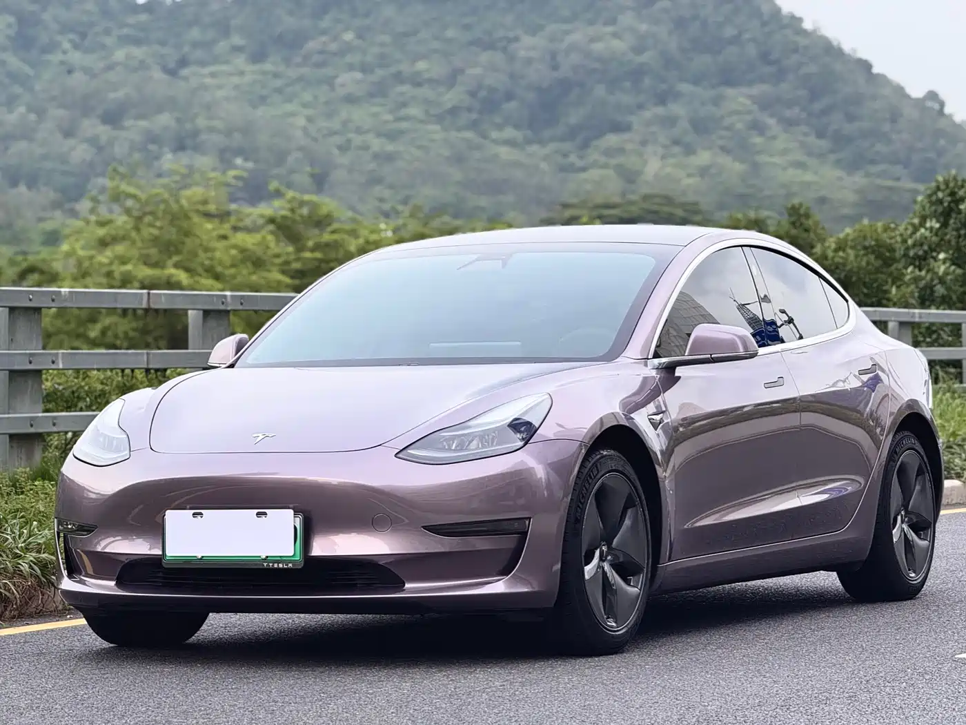 Tesla Model 3 2020 Facelift Long Range Rear-Wheel Drive