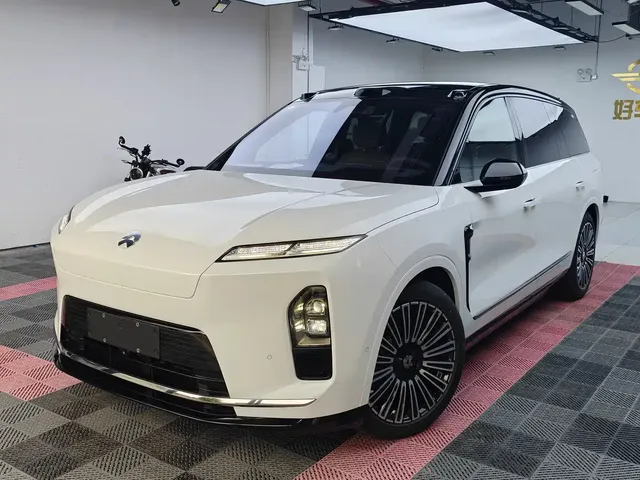 NIO ES8 2025 Model 6-Seat Executive Luxury Edition