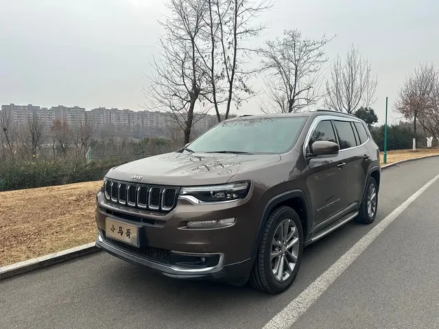 Jeep Grand Commander 2018 2.0T AWD Premium Navigation Edition (China V)
