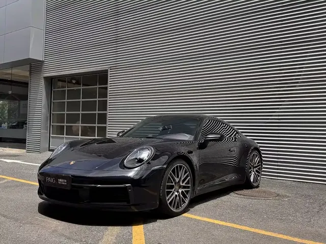 Porsche 911 2023 Carrera 3.0T
