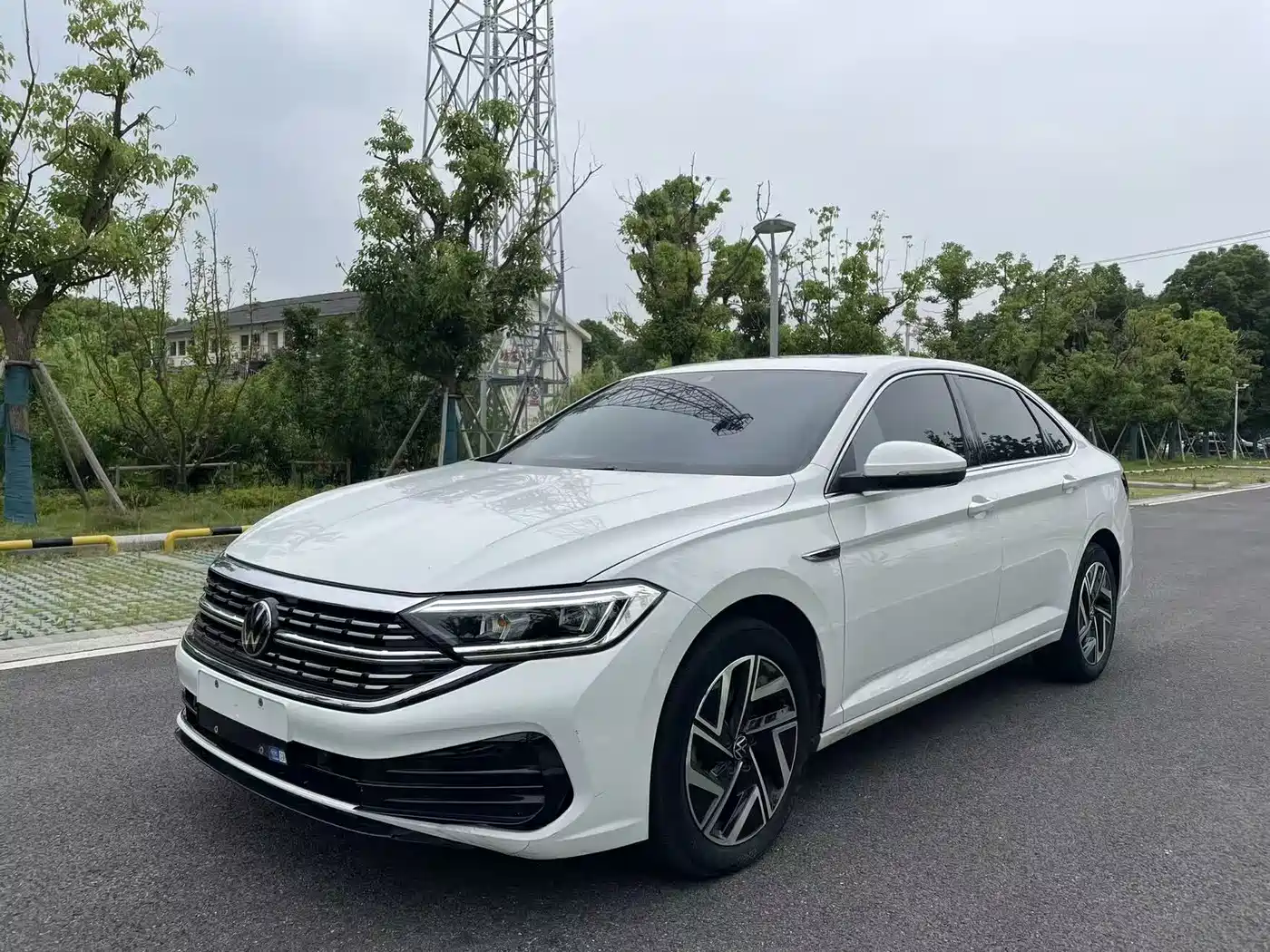 Volkswagen Sagitar 2023 Model Year 280TSI DSG Surpass Edition