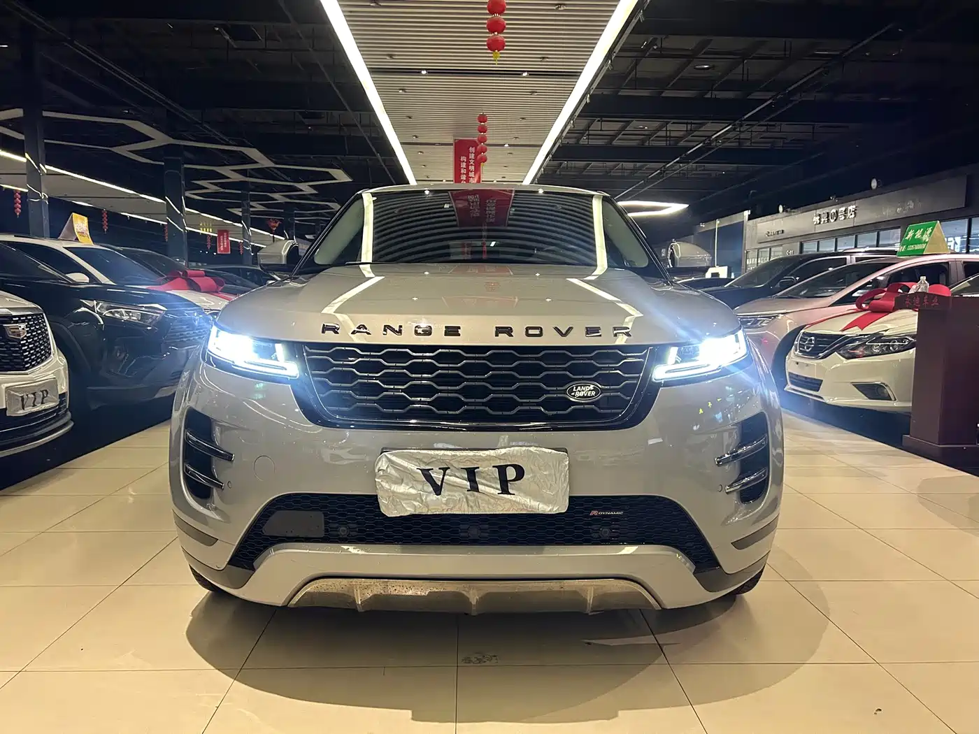 Land Rover Range Rover Evoque 2022 Range Rover Evoque L 200PS R-Dynamic Standard Elite Edition